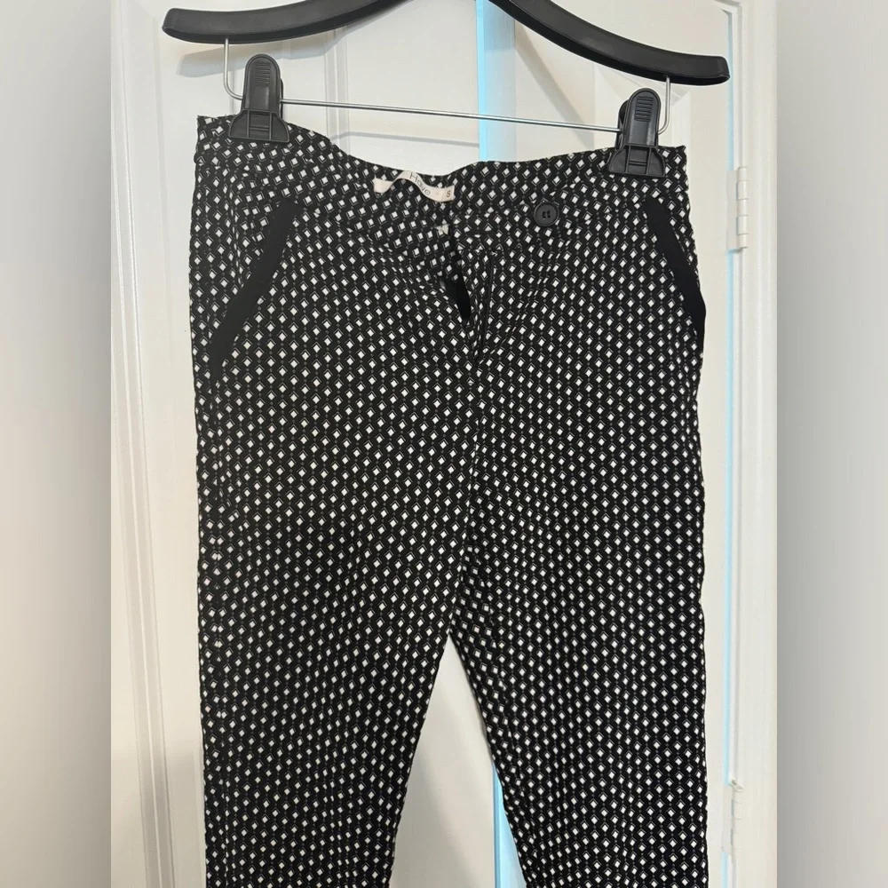 Suit - Picture 3 of 5